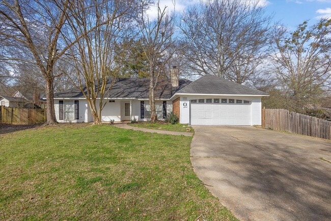 Building Photo - 322 Crestview Dr