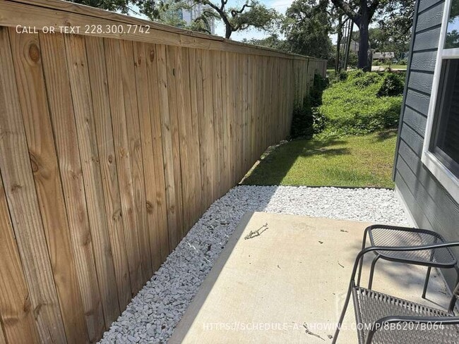 Photo - 114 Debuys Rd