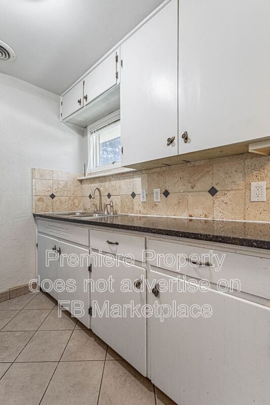 Photo - 1112 E Elm St