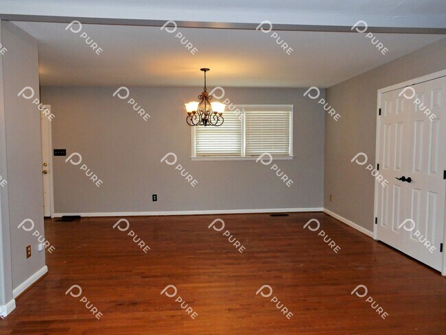 Photo - 1717 Haynes Ave NE