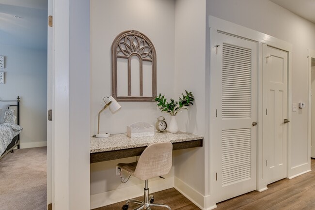 Photo - McHenry Square