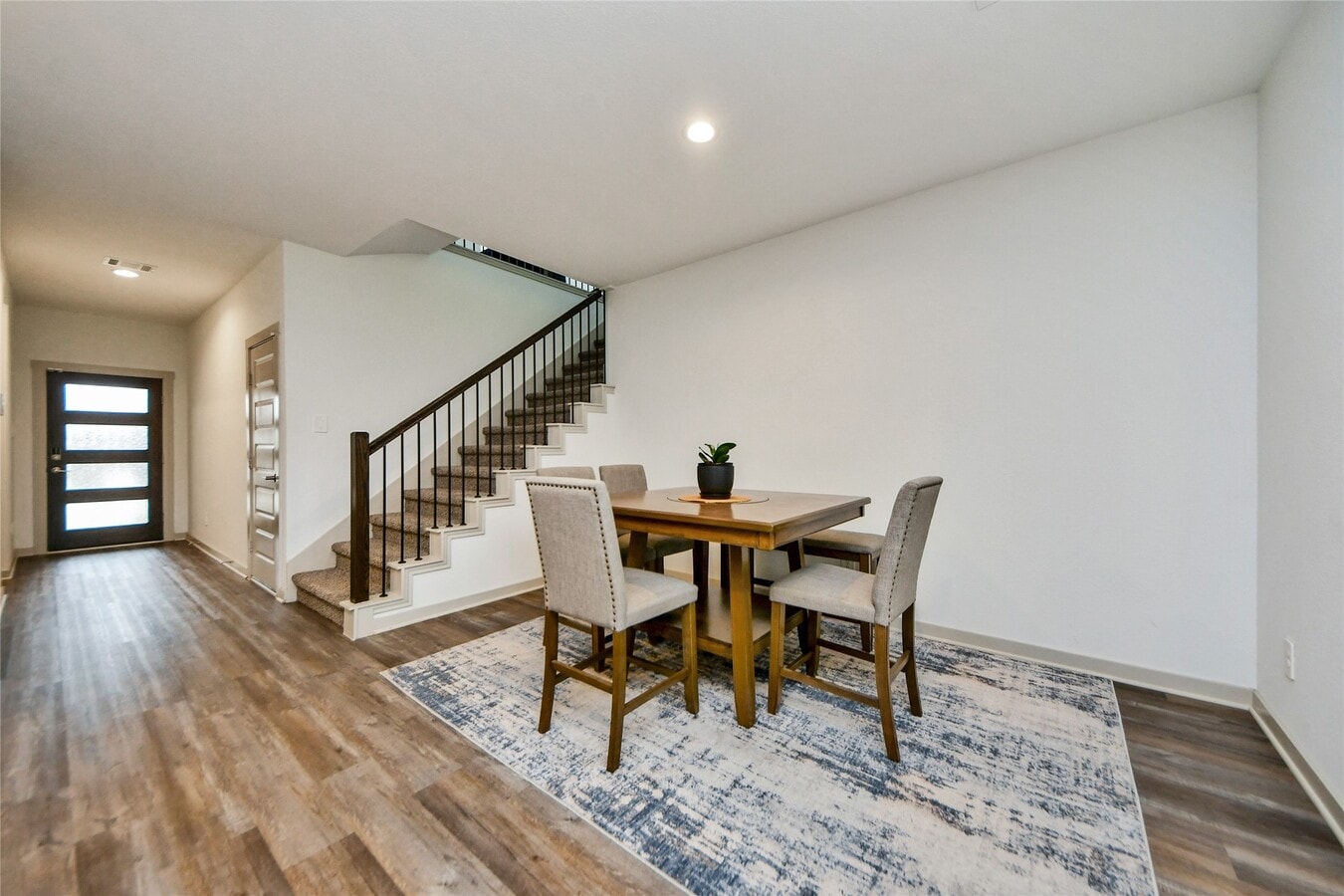 Photo - 6811 Bradford Ter Rd