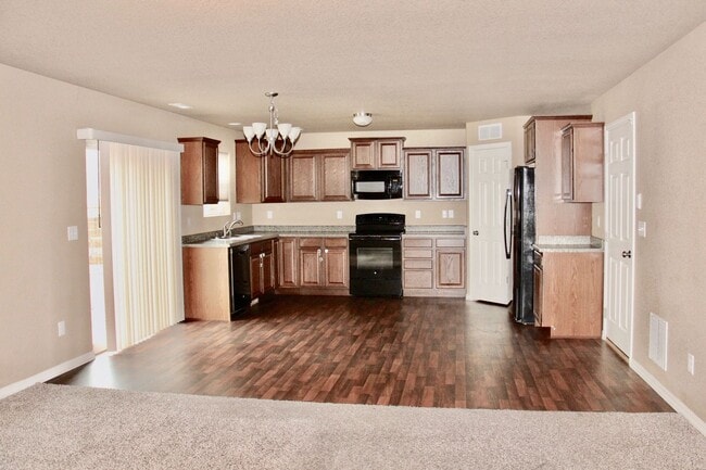 Photo - Well Cared For 3 bed/2.5 Bath Home in Security - Widefield