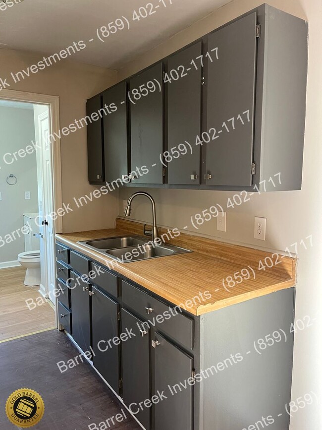 Photo - 508 N Main St Unit 1