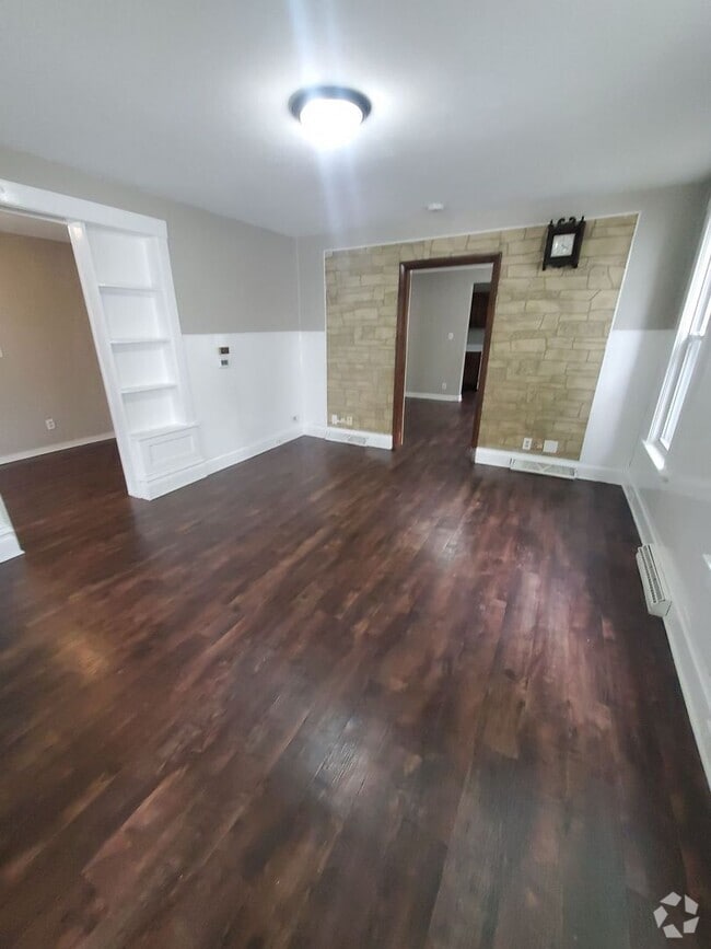 Building Photo - 1613-1615 Taylor Ave. Rental