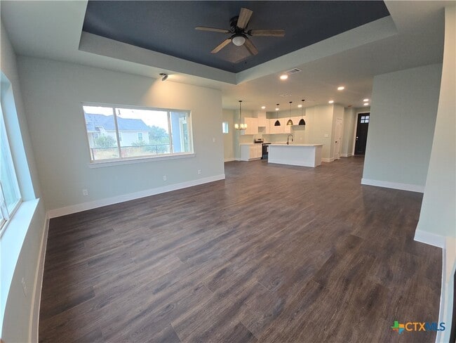 Photo - 206 Lewis Todd