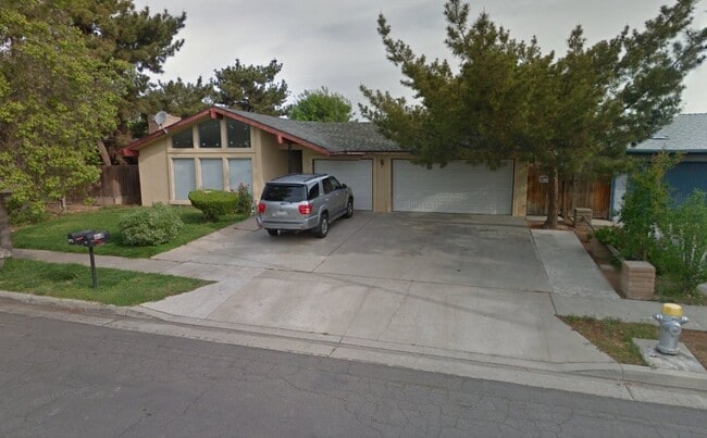 Building Photo - 3158 W Austin Way Unit 102 Rental