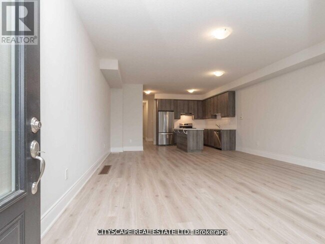 Photo - 579 Wedgewood Dr