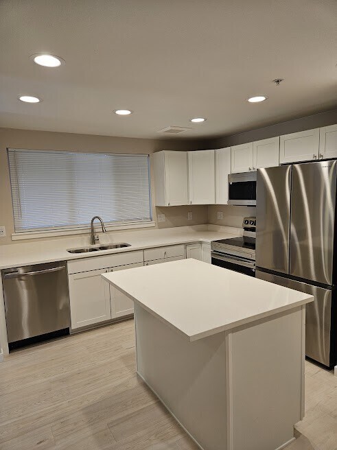 Photo - 721 Collyer St