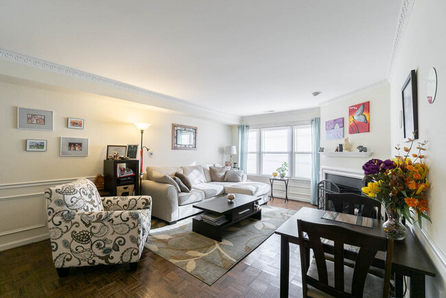 Dupont Circle condo with plenty of light a... - Dupont Circle condo with plenty of light a... Unit 14