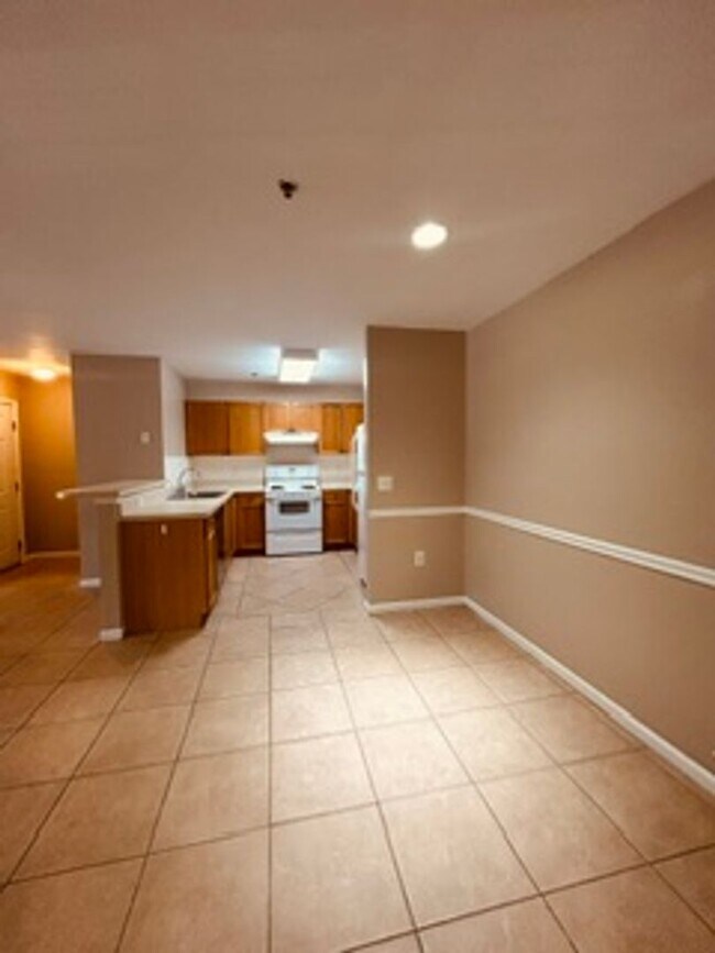 Photo - One Bedroom in Amelia Lakes