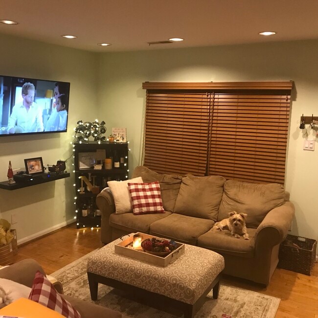 Photo - 62 N Bedford St Unit 62 N Bedford St  B