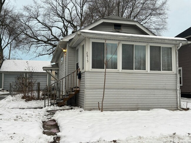 Building Photo - 2815 Grayson St