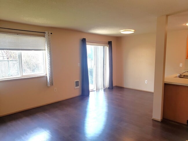 Photo - 903 SE 152nd Ave Unit 903 SE 152nd Ave  A