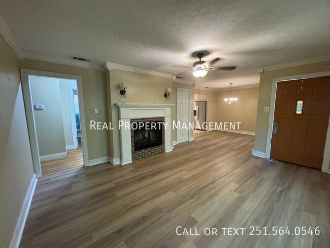 Photo - 1063 Midmoor Dr