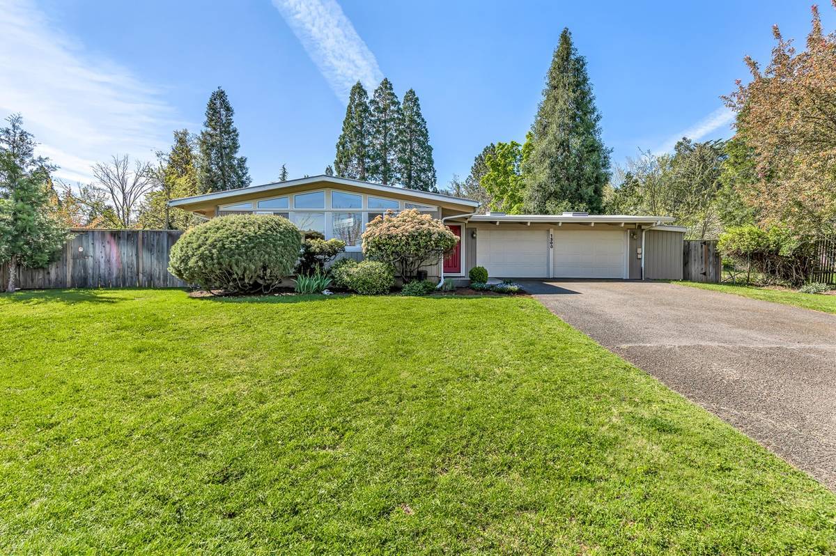 Photo - 1500 Oregon St House