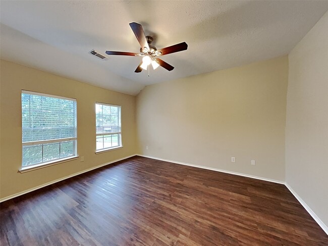 Photo - 2218 Laurel Oaks Dr