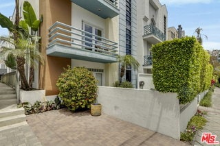 Building Photo - 115 Galleon St