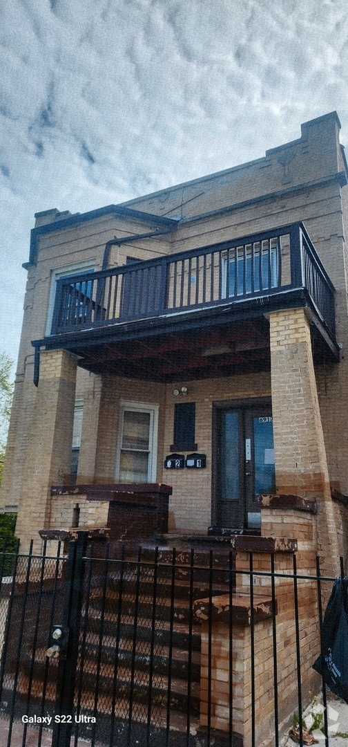 Building Photo - 6917 S Sangamon St Rental