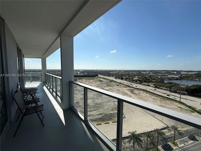 Photo - 2000 Metropica Wy Unit 1204