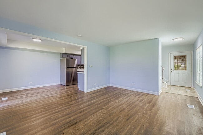 Photo - 7526 Bristol Ln