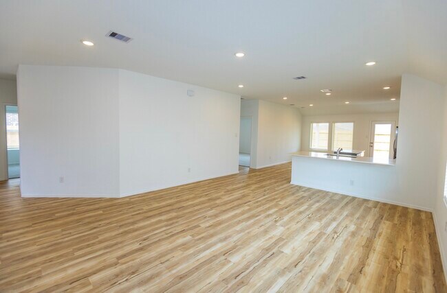 Photo - 5330 Sleepy Fox Ln