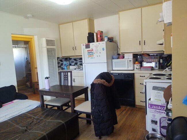 Photo - Briggs Street Triplex Unit 427 Briggs Street