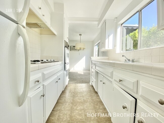 Photo - 915 N Spaulding Ave Unidad 2