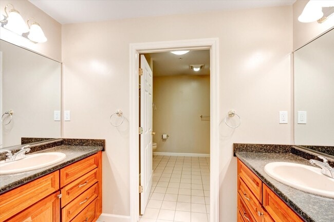 3 Country Club Dr Unit 103