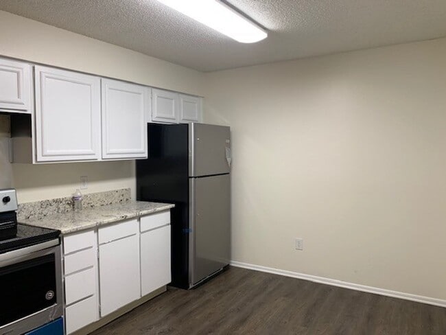 Photo - 2350 E Geddes Ave Unit 1