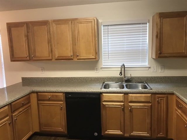 Photo - 7118 Cavender Dr SW