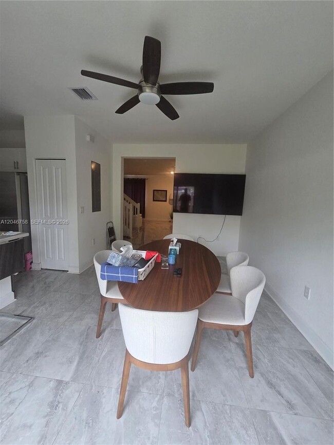 Photo - 21124 NE 8th Ave