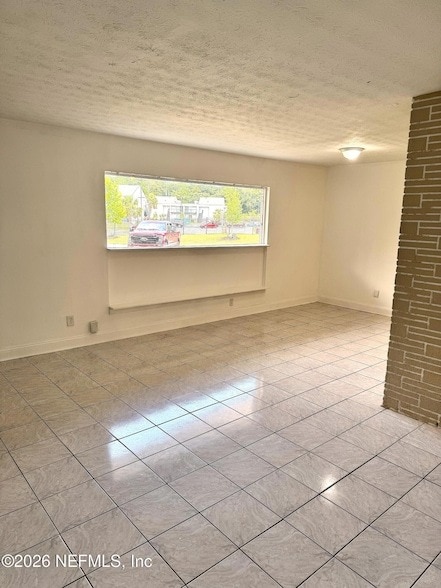 Photo - 2856 Beachwood Blvd