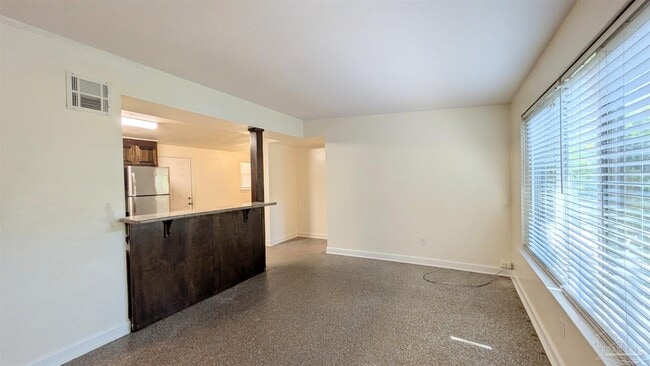 Photo - 2120 Curry Cir