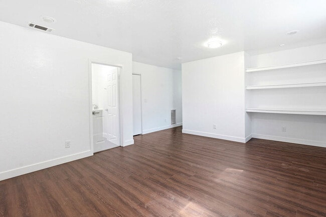 Building Photo - 23855 Zuger Dr