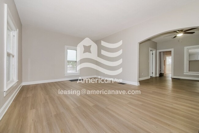 Photo - 115 N Topping Ave