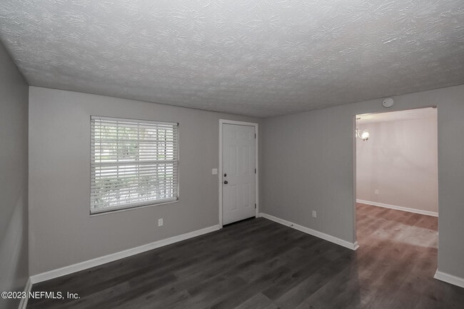 Photo - 5316 Arrowsmith Rd