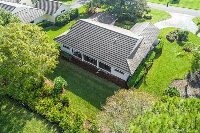 Photo - 2108 NW Greenbriar Ln