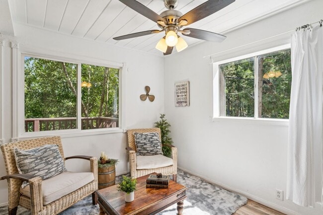 Photo - 794 Woodland Rd