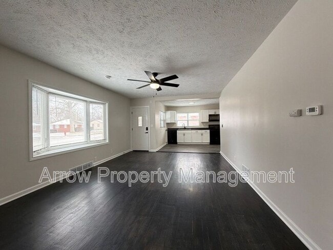 Photo - 6411 Adams St