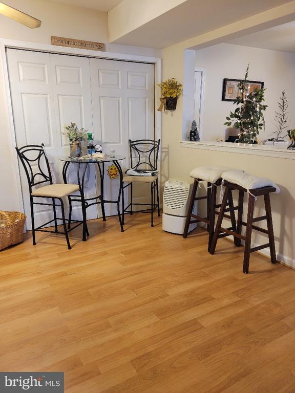 Photo - 8214 Howard Trail