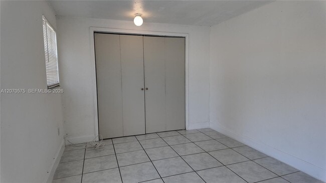 Photo - 9815 SW 51st Terrace Unidad 2