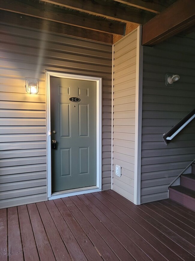 Photo - 670 Bassett Dr Unit 2C