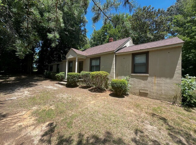 Photo - Yadkinville for rent!!