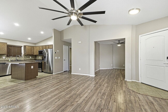 Photo - 1413 E Leslie Ave