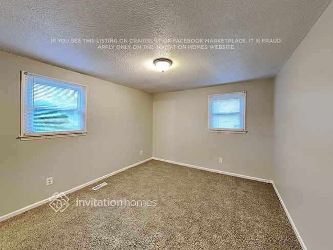 Photo - 208 Ferncliff Dr