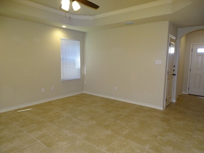 Photo - 6426 Marcel Wy