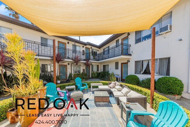 Photo - Breathtaking One Bedroom with Modern Light... Unidad 3