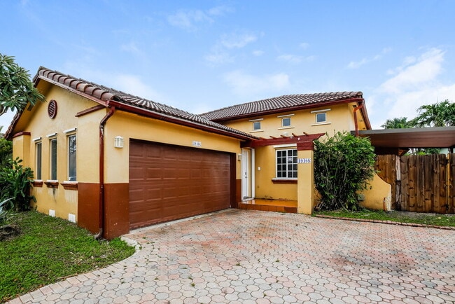 Photo - 19408 NW 83rd Ave