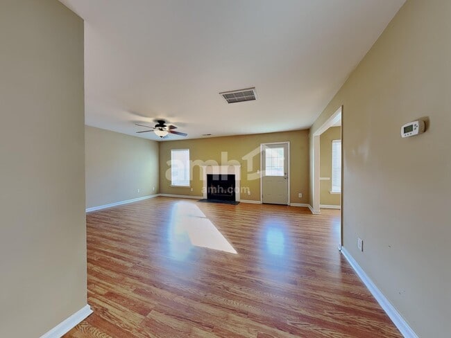 Photo - 836 Willow Bay Dr